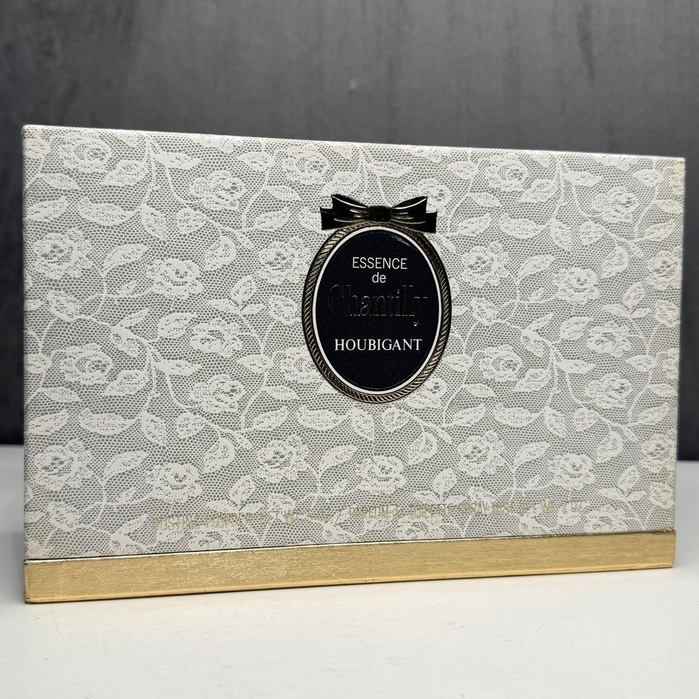 Vintage Houbigant Essence de Chantilly Perfume Powder Box Gift Set Women 2pc New